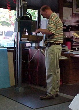 Jim Drop Test 1.jpg (107229 bytes)